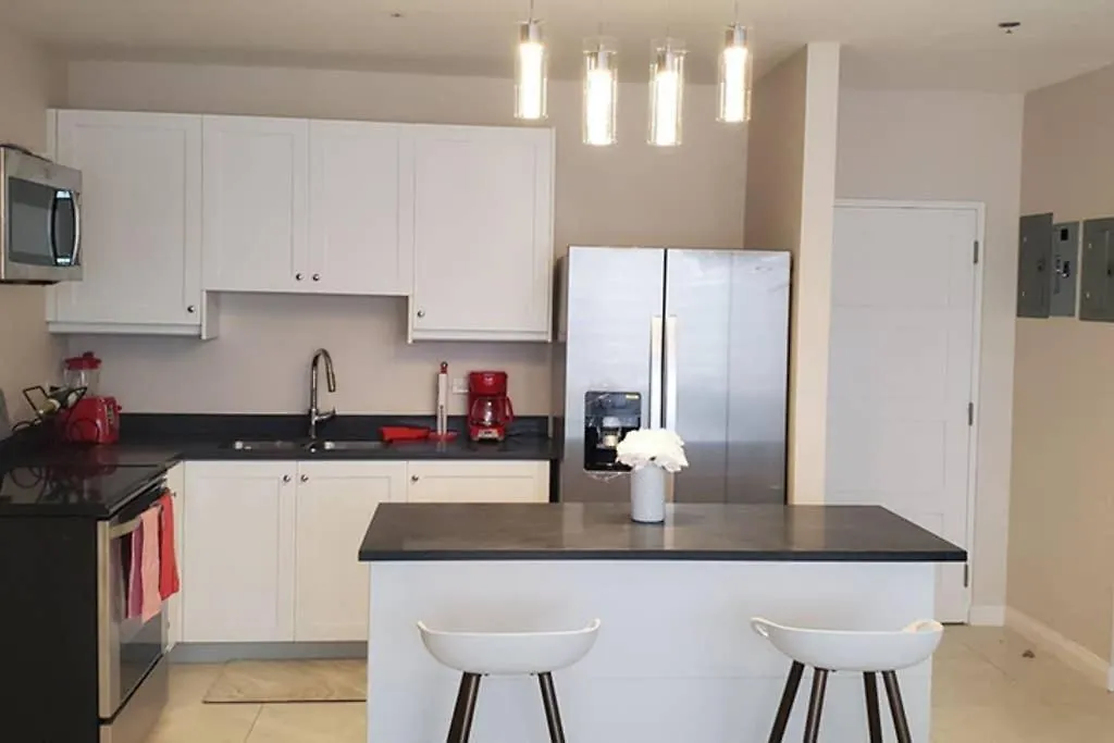 Paradise Haven At Hampshire Апартаменты Кингстон